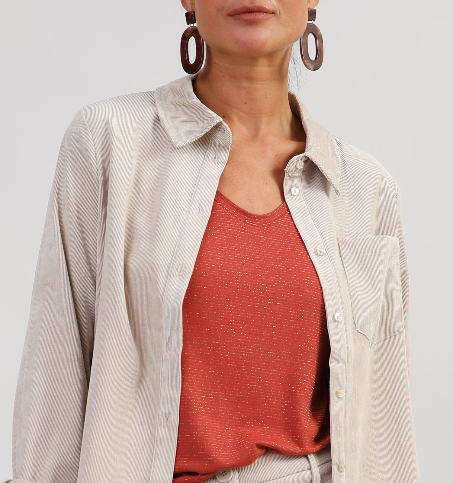 Vila Courdie Chemise en corduroy en Beige Femmes Blouses en ligne sur TORFS.BE
