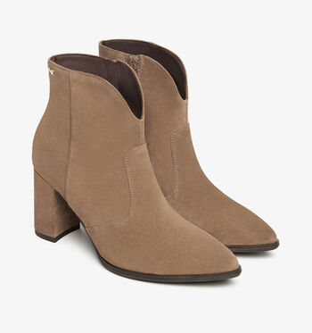 NeroGiardini Enkellaarsjes Bruin