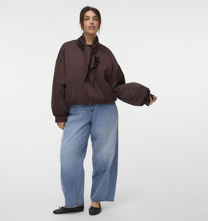 Vero Moda Curve Manteau court en Brun fonc&eacute; pour femmes (382266)