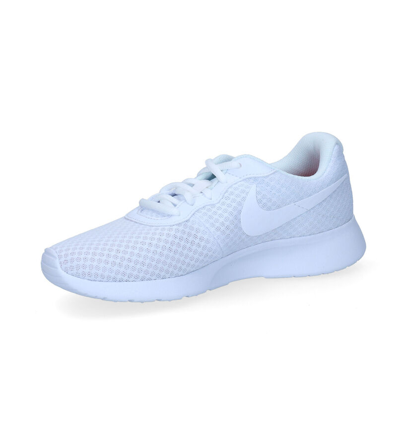 Nike Tanjun Zwarte Sneakers voor dames (324623)