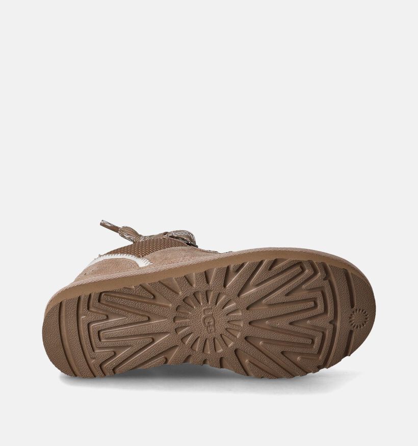 UGG Lowmel Baskets en Beige pour femmes (352813) - pour semelles orthopédiques