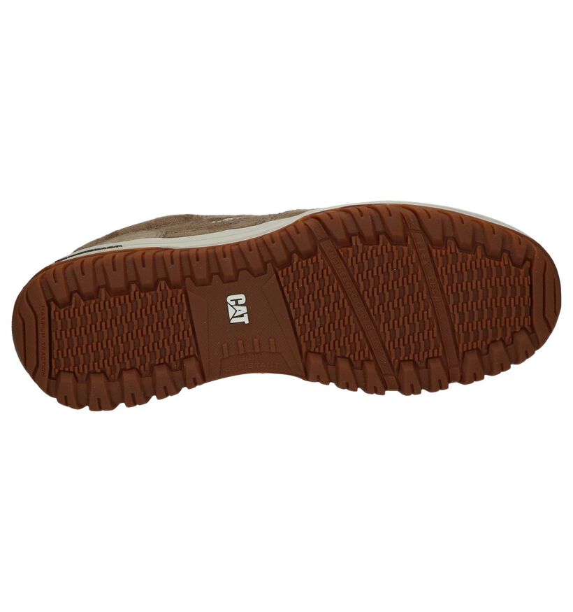 Caterpillar Chaussures basses en Marron en daim (238189)