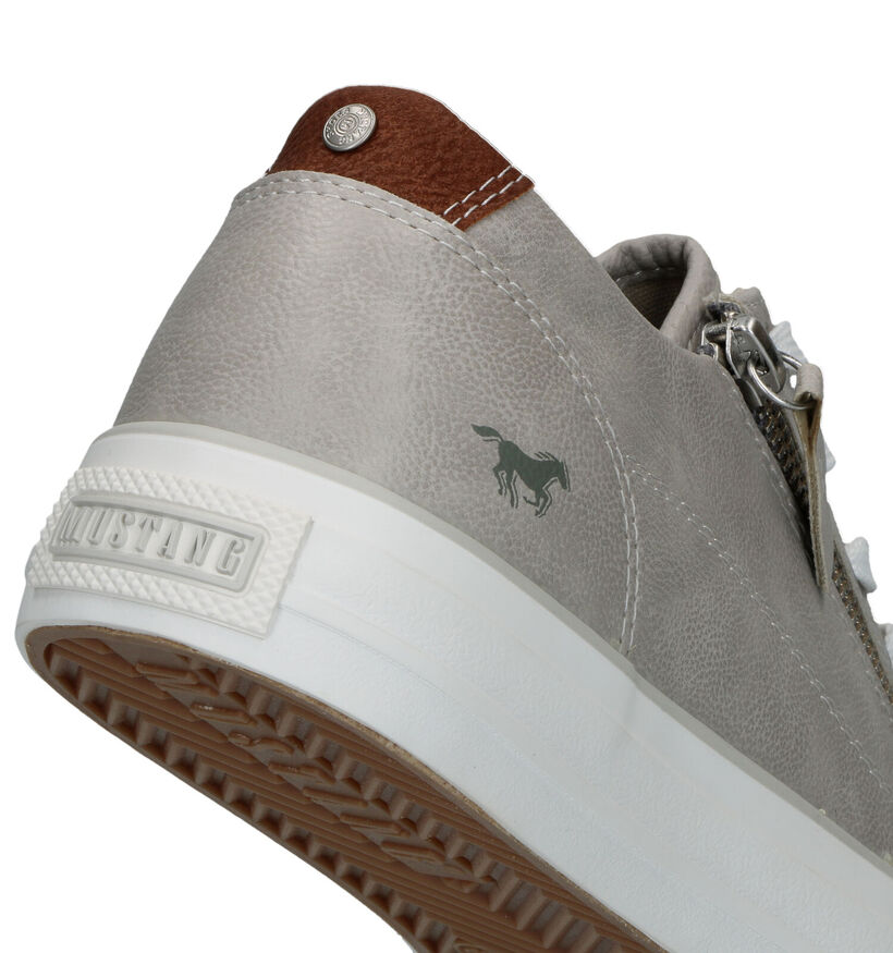 Mustang Baskets casual en Gris clair pour femmes (320431)