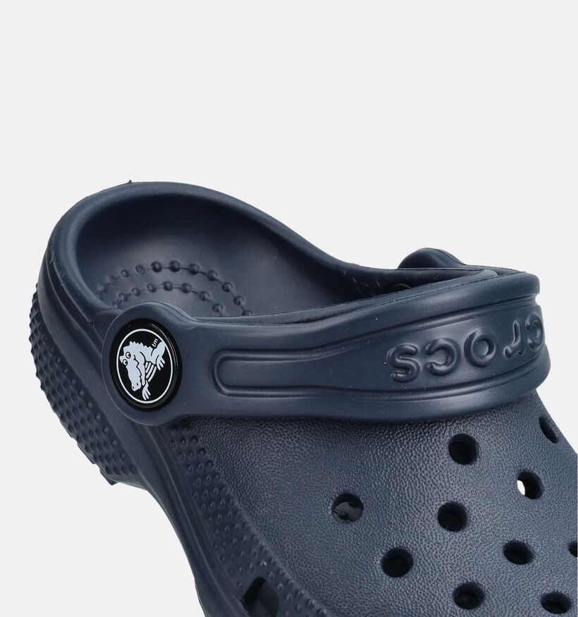 Crocs Classic Clog Nu-pieds en Bleu fonc&eacute; pour filles, gar&ccedil;ons (371018)