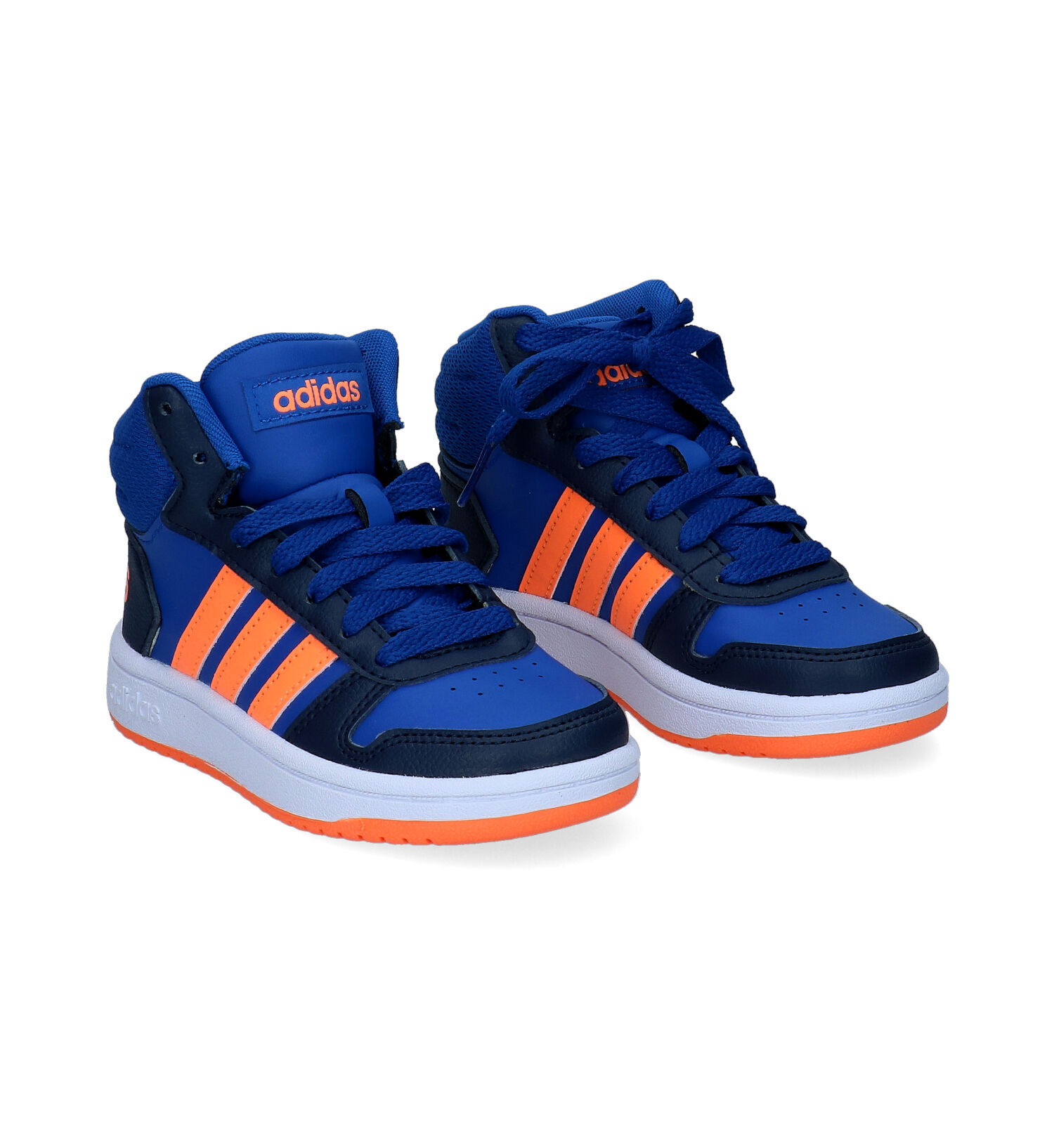 Hoge blauwe 2025 adidas sneakers