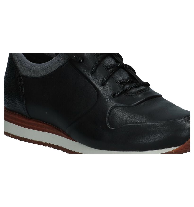 Clarks Chaussures à lacets en Noir en cuir (226537)