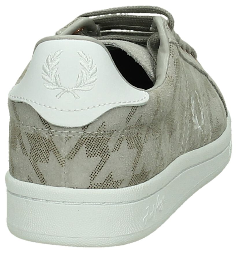 Fred Perry Baskets basses en Taupe en nubuck (201469)