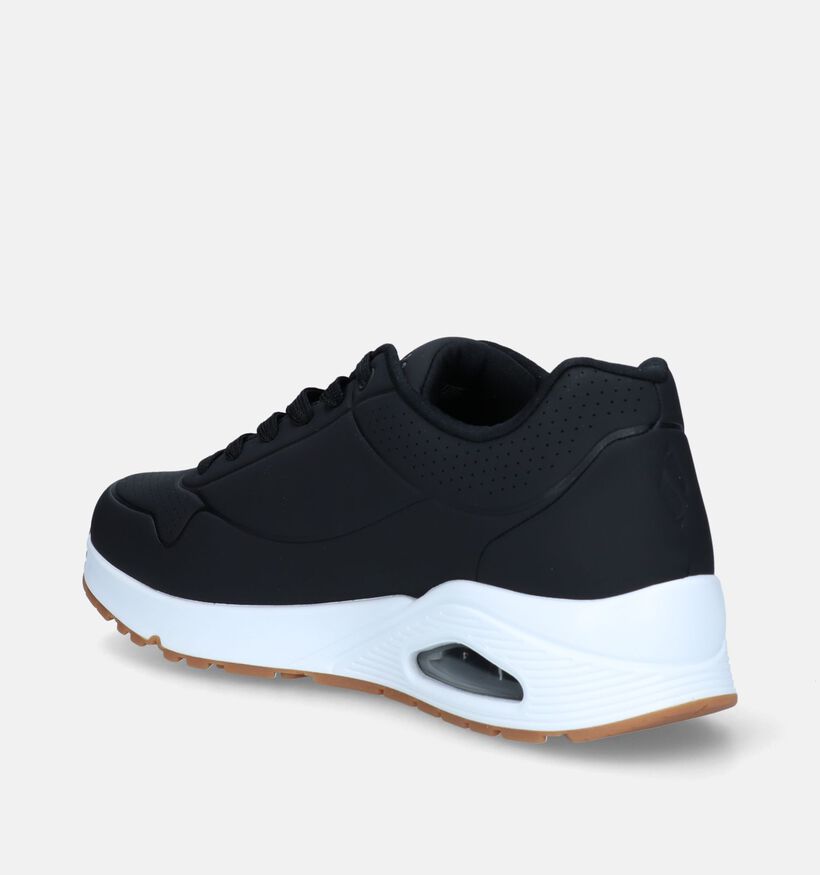 Skechers Uno Stand On Air Baskets en Noir pour hommes (359746)