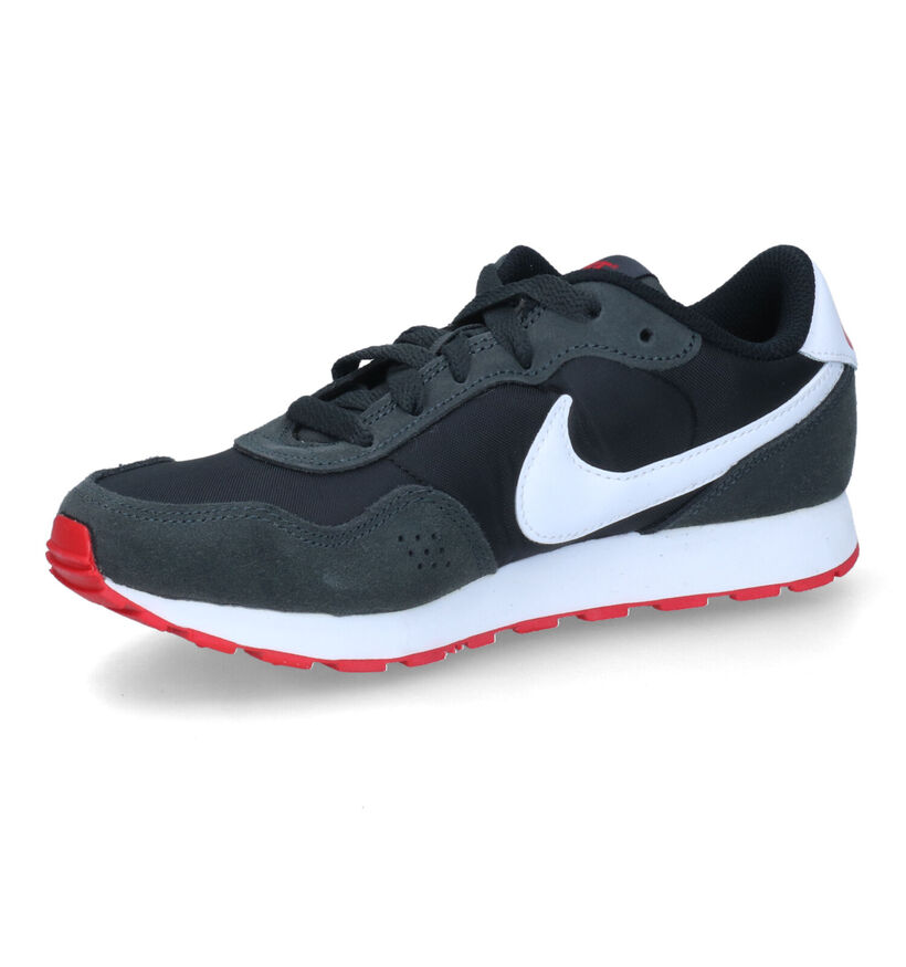 Nike Valiant GS Baskets en Noir pour filles, garçons (316230) - pour semelles orthopédiques