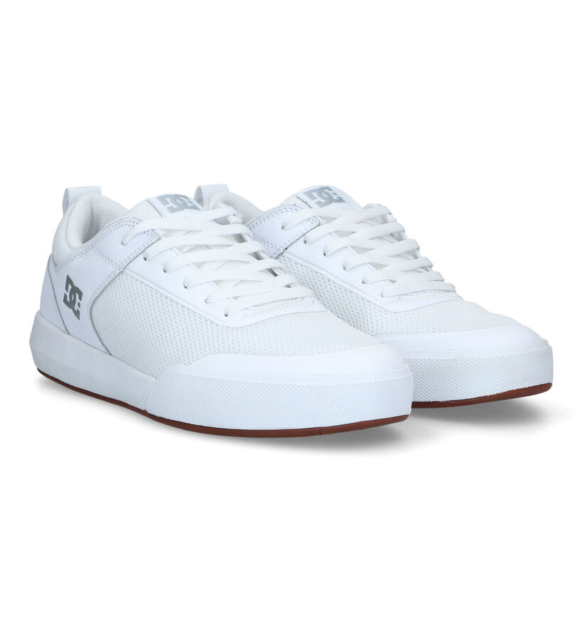 DC Shoes Transit Baskets en Blanc pour hommes (319636)