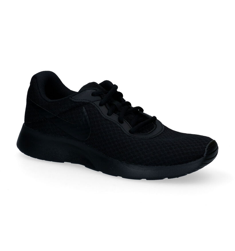 Nike Tanjun Zwarte Sneakers in stof (261872)