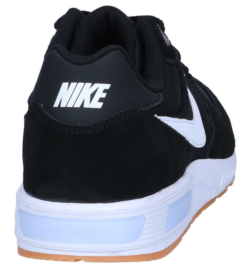 Zwarte Sneakers Nike Nightgazer in daim (250287)