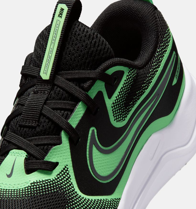 Nike Cosmic Runner Baskets basses en Noir/Vert pour gar&ccedil;ons (377297)