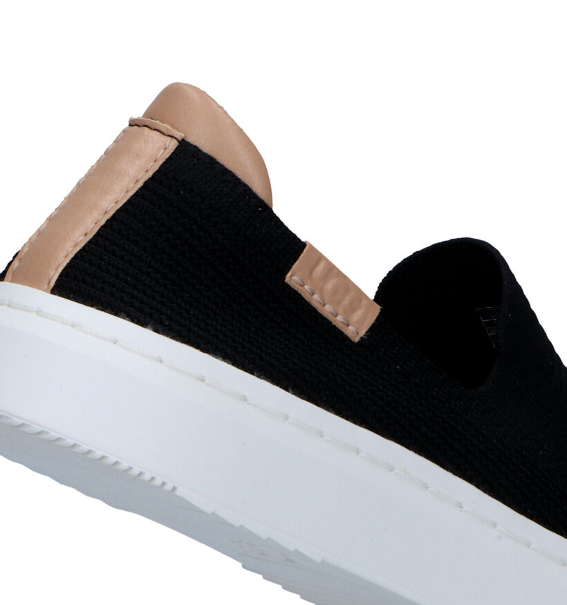 UGG Alameda Chaussures sans lacets en Noir pour femmes (346043)