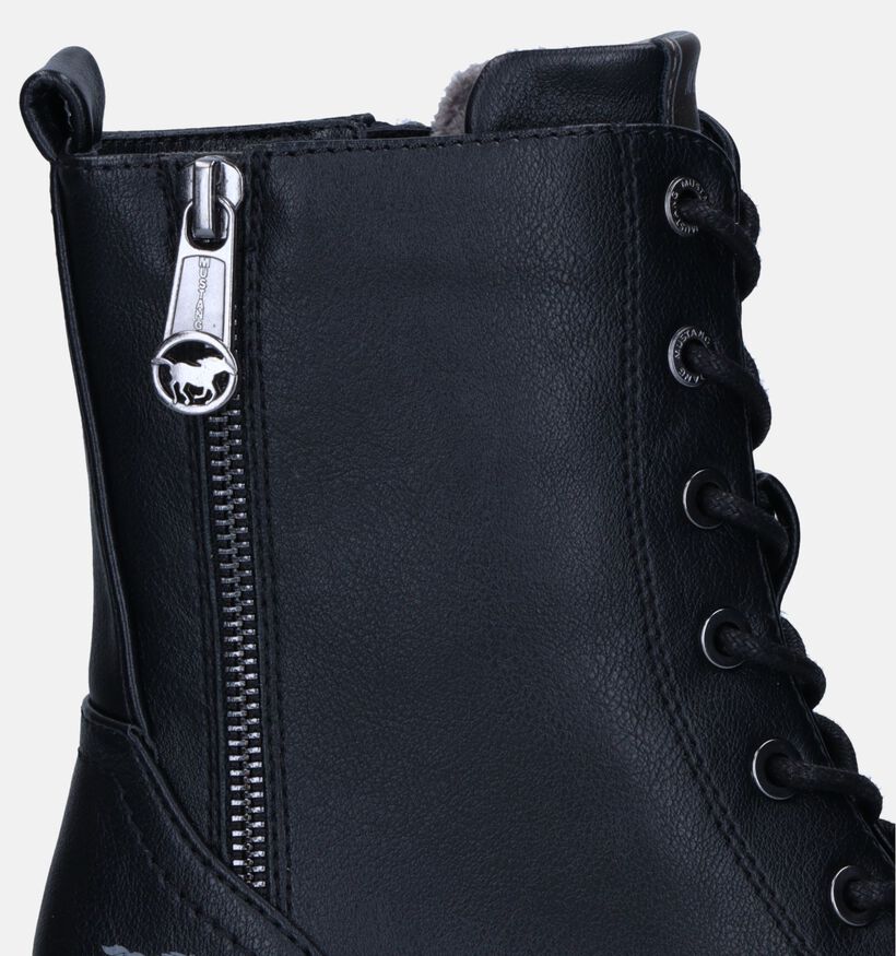 Mustang Boots à lacets en Noir pour femmes (329647)