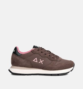 Sneakers bruin