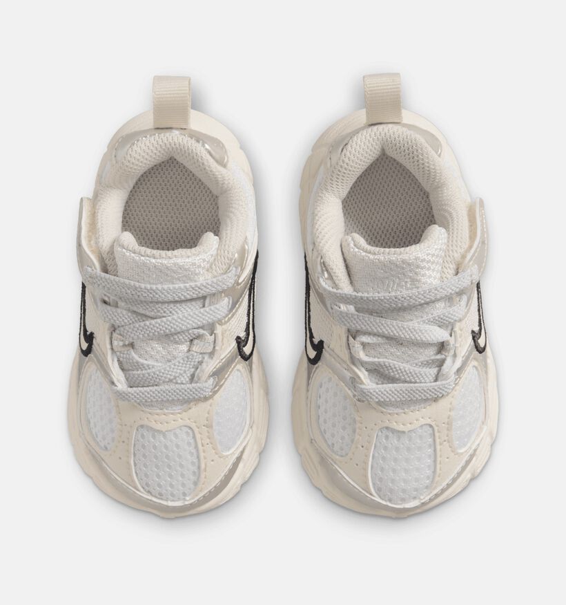 Nike V5 RNR Beige Sneakers voor jongens, meisjes (359893) - geschikt voor steunzolen