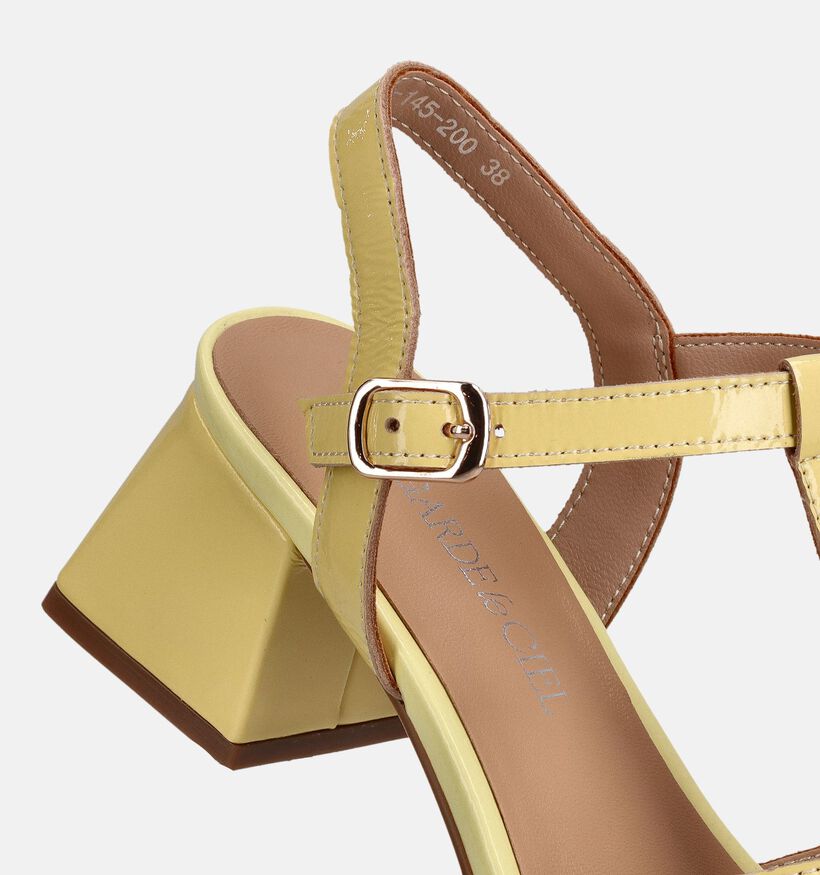 Regarde le Ciel Amalia Gele Sandalen met hak voor dames (372983)
