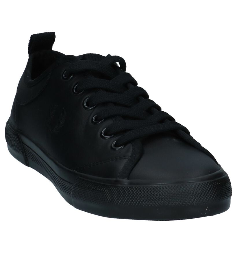 Fred Perry Chaussures basses en Noir en cuir (224341)