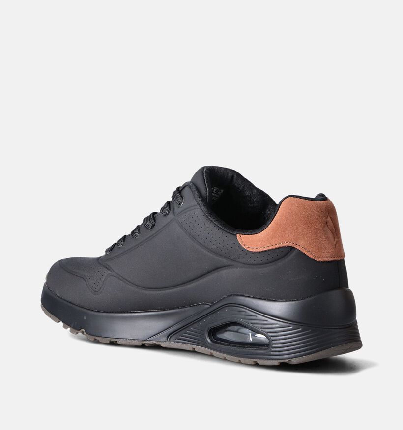 Skechers  Uno Suited On Air Baskets en Noir pour hommes (364188)