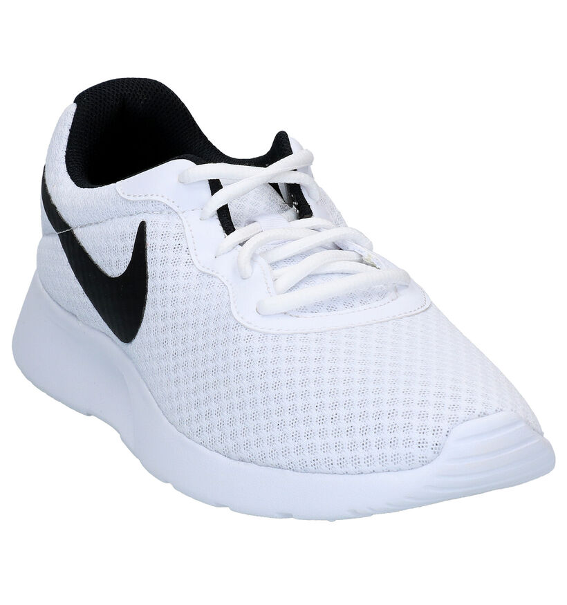 Nike Tanjun Zwarte Sneakers voor heren (309098)