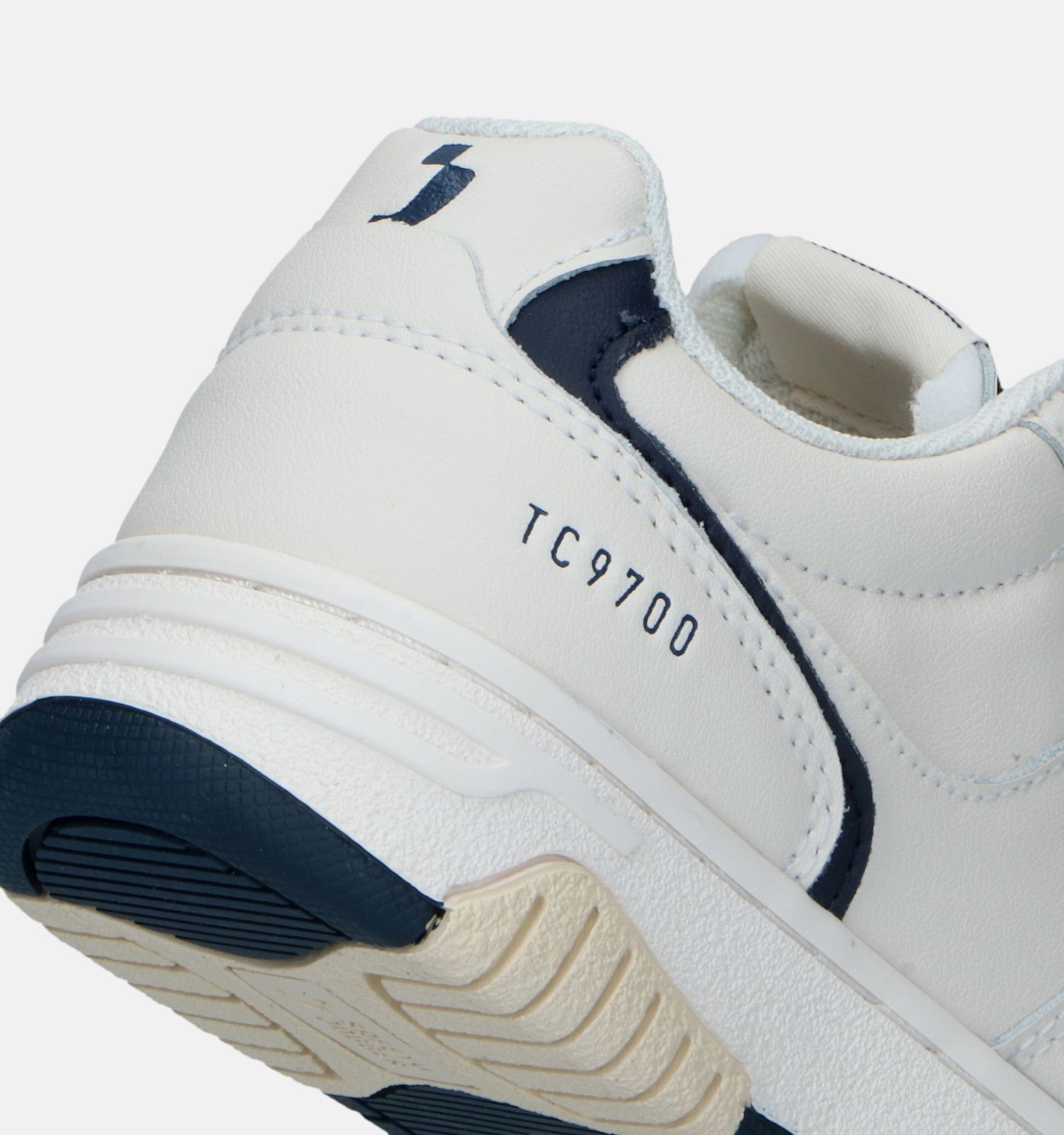 Witte sneakers jongen cheap