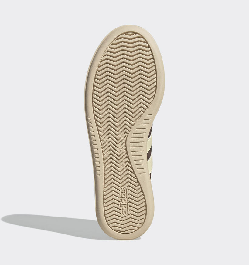 adidas Barreda Decode Baskets en Marron pour hommes (359480) - pour semelles orthopédiques