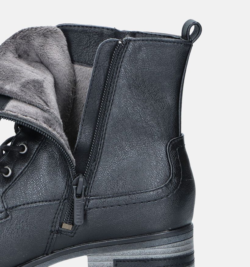 Mustang Boots à lacets en Noir pour femmes (345412)
