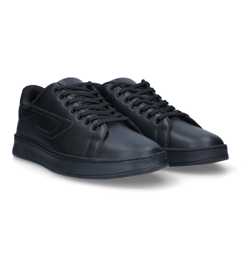 Diesel Athene Low Chaussures à lacets en Noir pour hommes (320741)