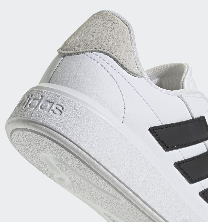 adidas Courtblock Witte Sneakers voor jongens, meisjes (343213) - geschikt voor steunzolen