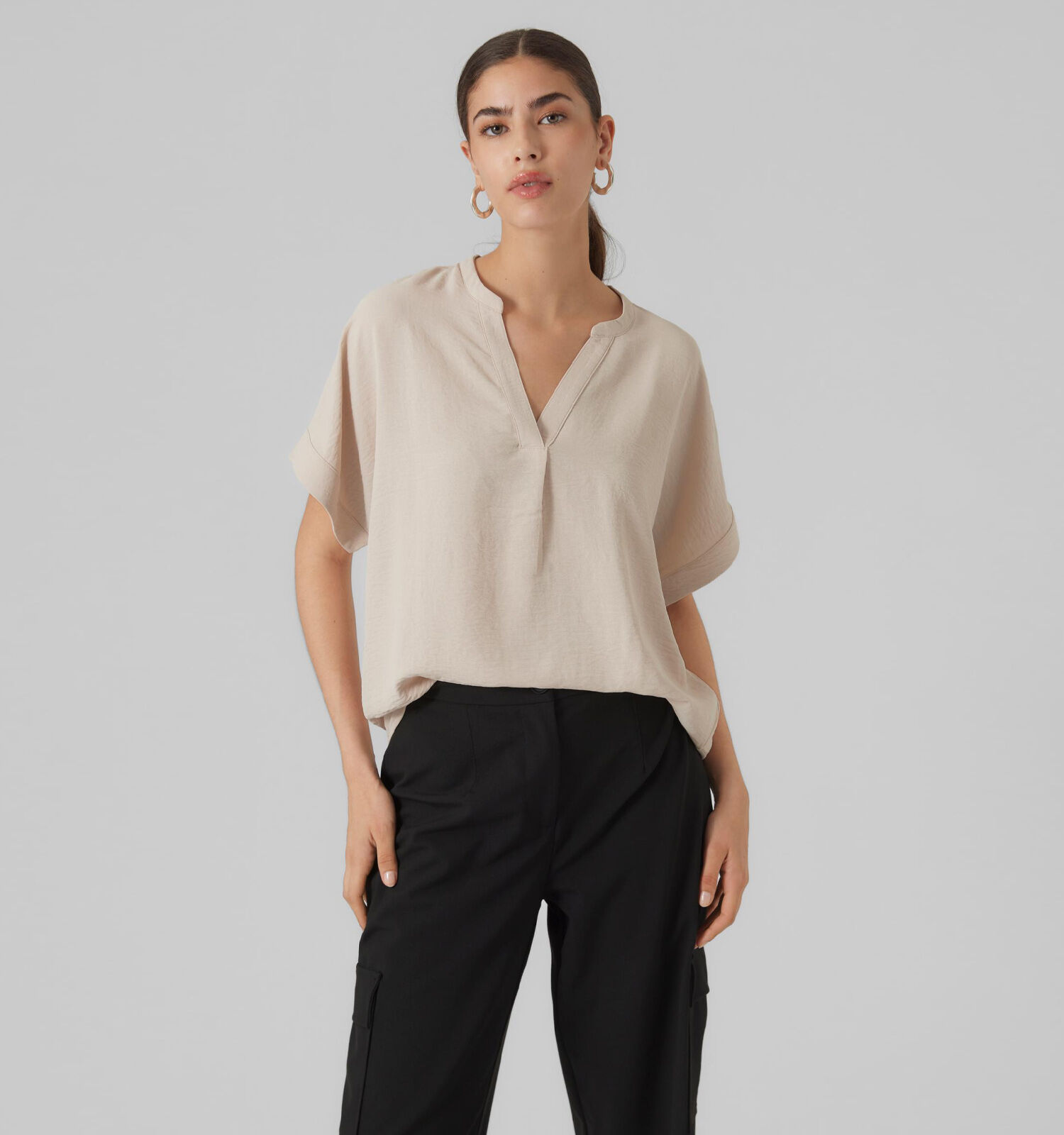 Beige hotsell shirt dames