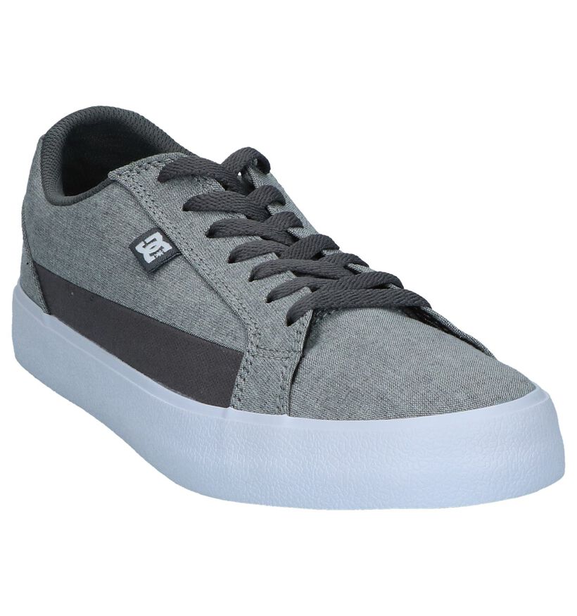 DC Shoes Baskets de skate en Gris en textile (240919)