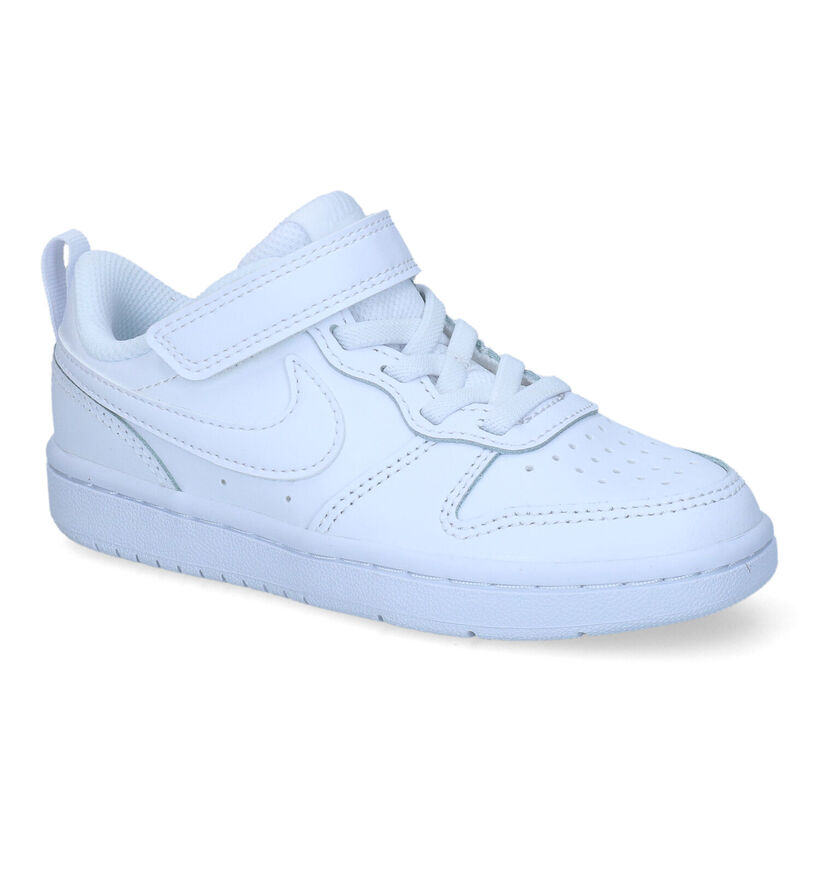 Nike Court Borough Low Baskets en Blanc en simili cuir (302140)