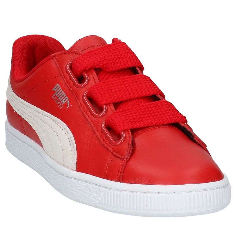 Puma Basket Heart Lage Sneakers Zwart in leer (199464)