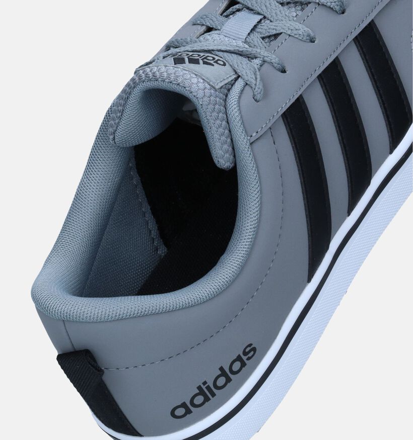 adidas VS Pace 2.0 Baskets en Gris pour garçons, hommes (341472)