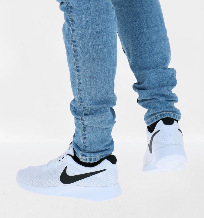 Nike Tanjun Zwarte Sneakers voor heren (332341)