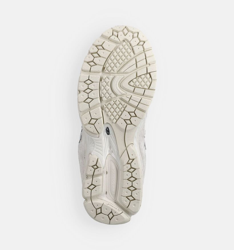 New Balance Baskets sportives en Blanc pour femmes (372218) - pour semelles orthop&eacute;diques