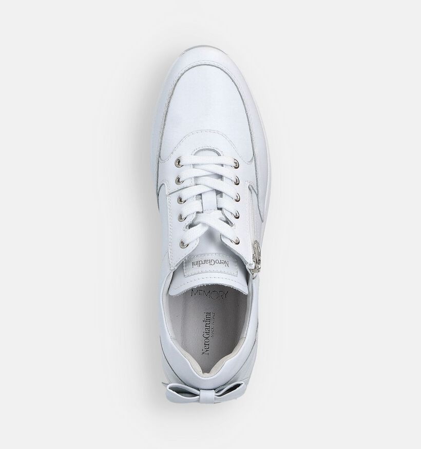 NeroGiardini Witte Sneakers met Rits voor dames (369085) - geschikt voor steunzolen