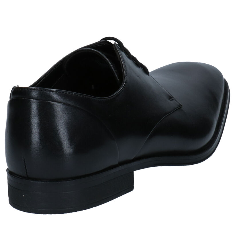 Clarks Gilman Plain Chaussures à lacets habillées en Noir en cuir (270750)