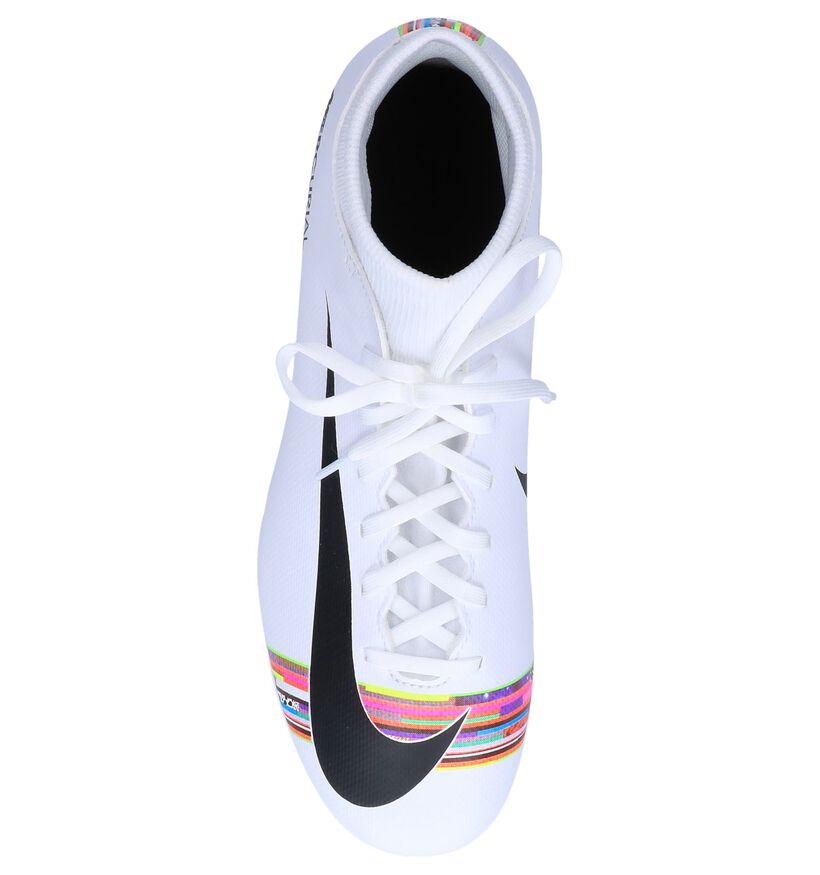 Nike Chaussures de foot en Blanc en simili cuir (250399)