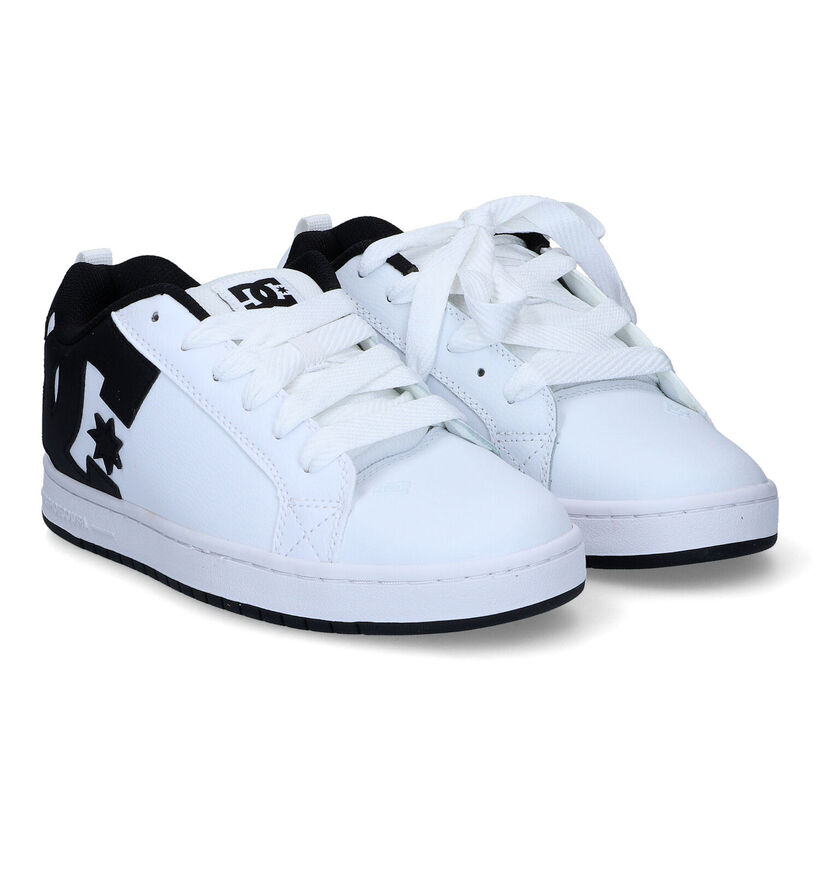 DC Shoes Court Graffik Baskets en Blanc en cuir (303237)