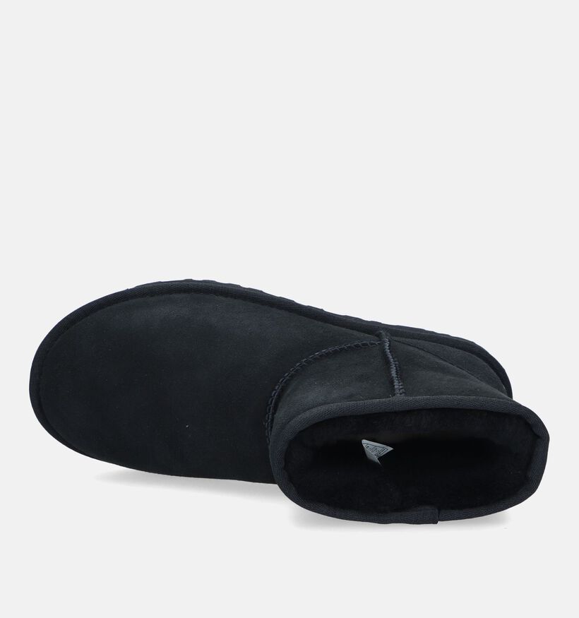 UGG Classic Mini Bottes en Noir pour femmes (329265)