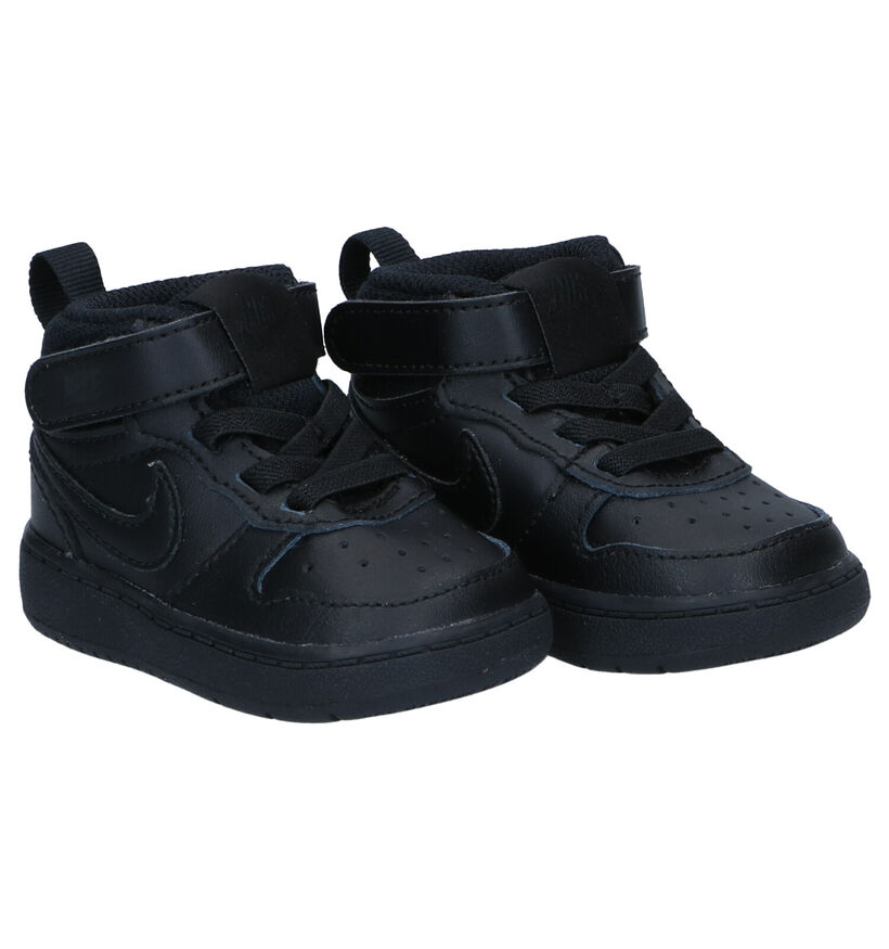 Nike Court Borough Baskets en Noir en cuir (293613)