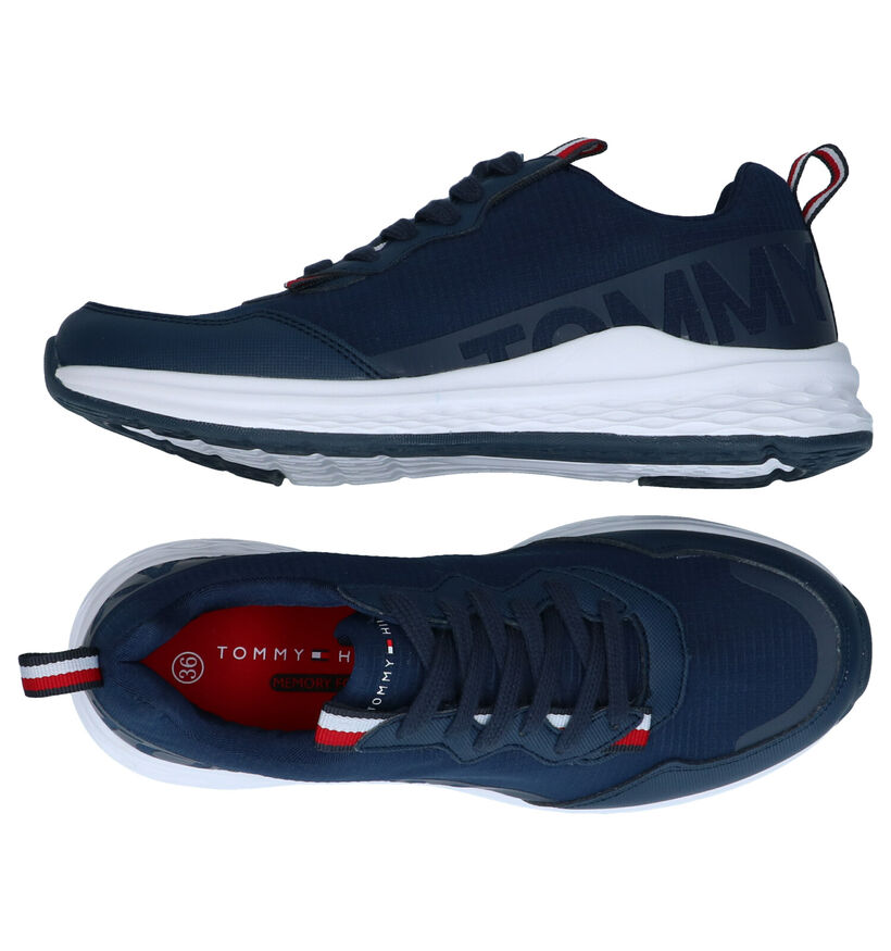 Tommy Hilfiger Baskets basses en Bleu en simili cuir (285676)