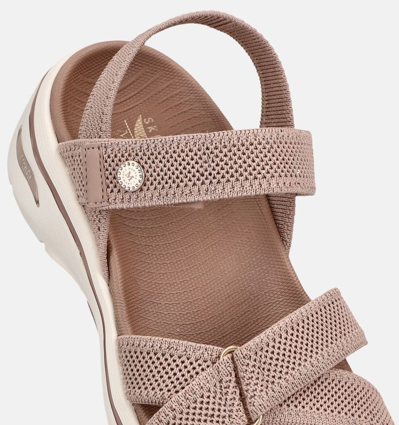 Skechers Martha Stewart: Go Walk Arch Fit 2.0 Taupe Sandalen voor dames (371601)