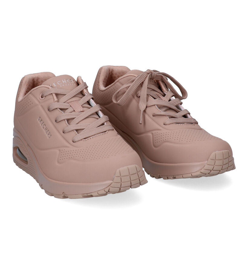 Skechers Uno Stand On Air Baskets en Rosé pour femmes (301262)