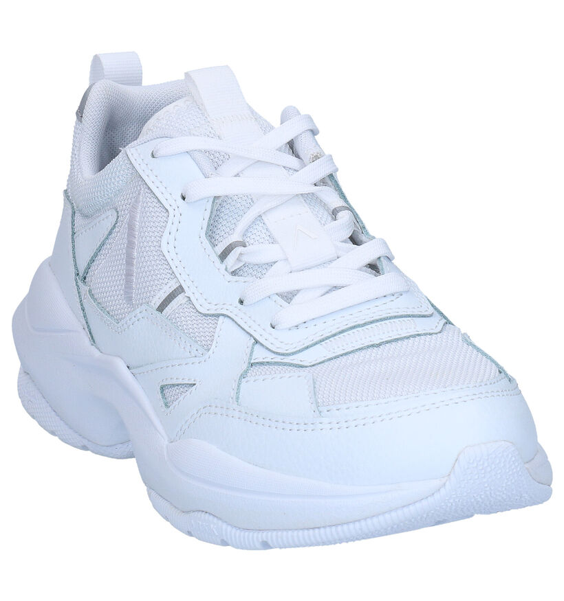 ARKK Quantm Witte Sneakers in kunstleer (270980)