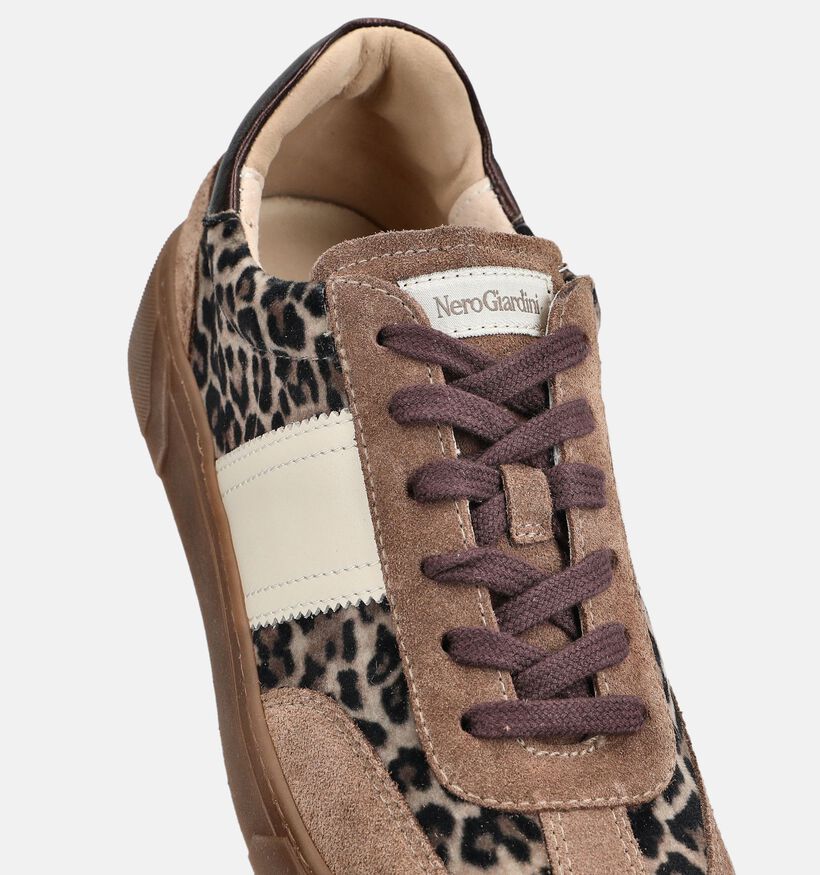 NeroGiardini Baskets en Beige fonc&eacute; pour femmes (379438) - pour semelles orthop&eacute;diques