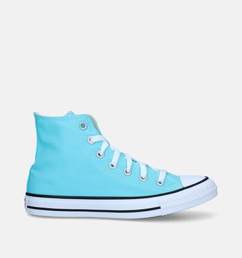 Baskets bleu