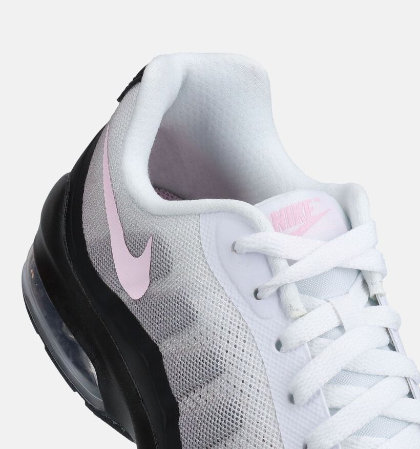 Nike Air Max Invigor Baskets sportives en Noir/Rose pour femmes (371968) - pour semelles orthop&eacute;diques